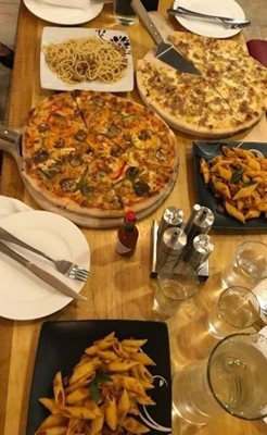 وین-تیان-رستوران-Pomodoro-Pizzeria-327049