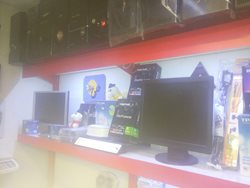 فروشگاه طلوع رایانه قهستان شعبه مرکزی