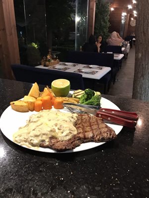 تهران-کافه-رستوران-ایرونیش-328227