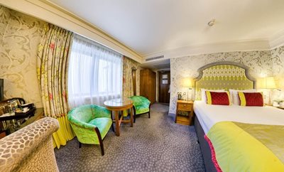 دوبلین-هتل-قلعه-کونتارف-Clontarf-Castle-Hotel-328885