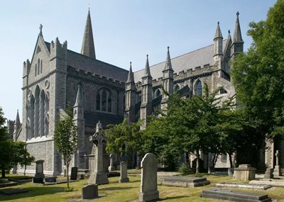 دوبلین-کلیسای-جامع-سنت-پاتریک-Saint-Patrick-s-Cathedral-329227
