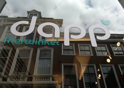 رستوران Dapp Frietwinkel