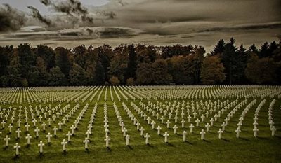 شهر-لوکزامبورگ-یادبود-گورستان-آمریکایی-لوکزامبورگ-Luxembourg-American-Cemetery-Memorial-335789