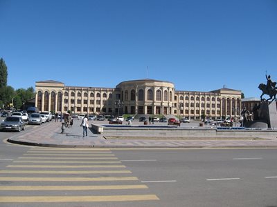 گیومری-میدان-اصلی-گوموری-Gyumri-Main-Square-341456