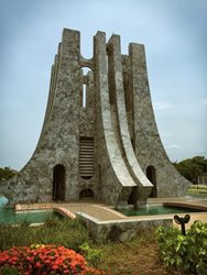 معبد دکتر کوما نکرما Dr. Kwame Nkrumah's Mausoleum