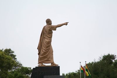 آکرا-معبد-دکتر-کوما-نکرما-Dr-Kwame-Nkrumah-s-Mausoleum-342292