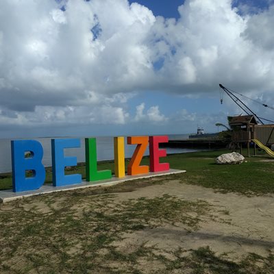 منطقه ساحلی بلیز The Belize Sign Monument