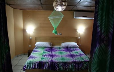 لومه-هتل-اکاتور-Hotel-Equateur-344138