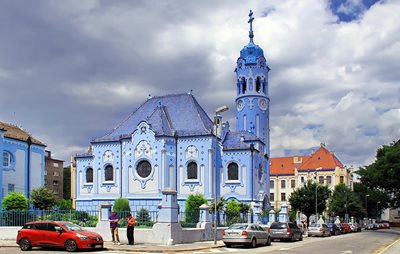 براتیسلاوا-کلیسای-آبی-براتیسلاوا-The-Blue-Little-Church-344627