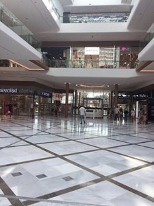 براتیسلاوا-مراکز-خرید-اوراپارک-Aupark-Shopping-Center-344687