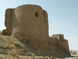 قلعه تاریخی روستای لک