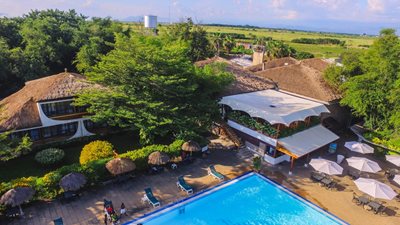 مجموعه هتل تانگانیکا Hotel Club du Lac Tanganyika