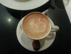 کافه بتیل | Cafe Bateel
