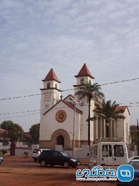 کلیسای جامع آیرجا کاتولیکا دا بیسائو | Igreja Catolica da Bissau