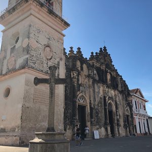 گراندا-کلیسا-لا-مرسد-Iglesia-de-La-Merced-371559