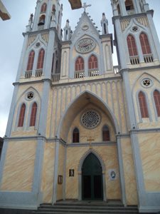 مالابو-کلیسای-جامع-سانتا-ایزابل-Catedral-de-Santa-Isabel-372602