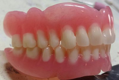 قم-دندانسازی-احمدیان-377498