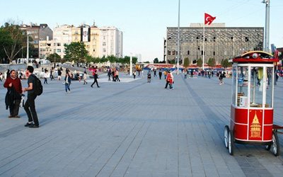استانبول-میدان-تقسیم-387198