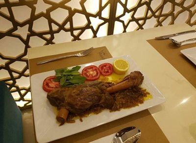 تهران-رستوران-سناتور-شاندیز-389021