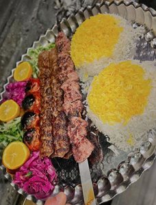 تهران-رستوران-عمو-هوشنگ-و-پسران-427831