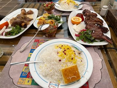 مشهد-رستوران-سنتی-عمارت-فیروزه-443873