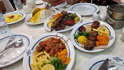اصفهان-رستوران-شهرزاد-450269