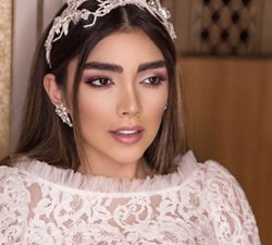 سالن زیبایی دورا