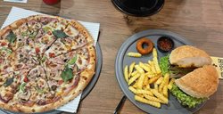 کافه رستوران زون رامسر