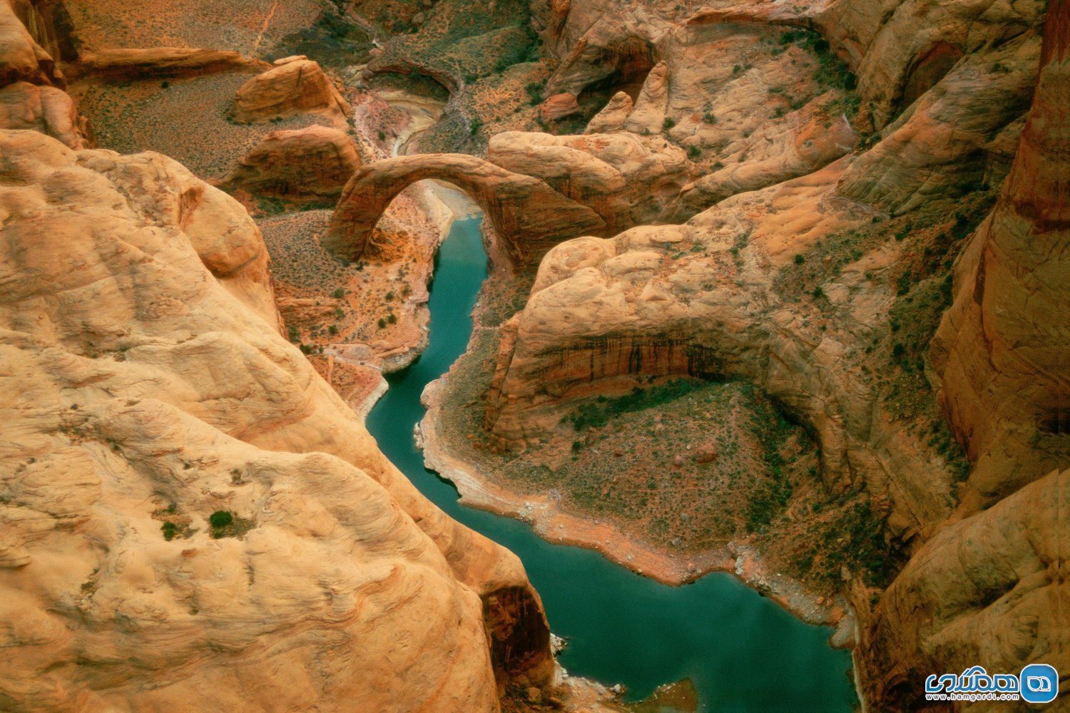 پل های سنگی جهان : Rainbow Bridge در یوتا آمریکا