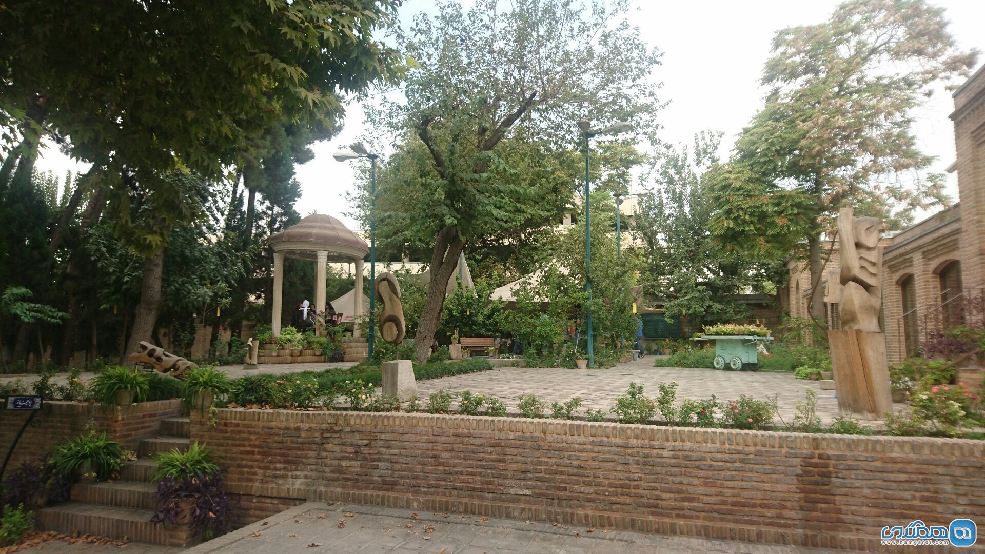 دسترسی باغ موزه نگارستان