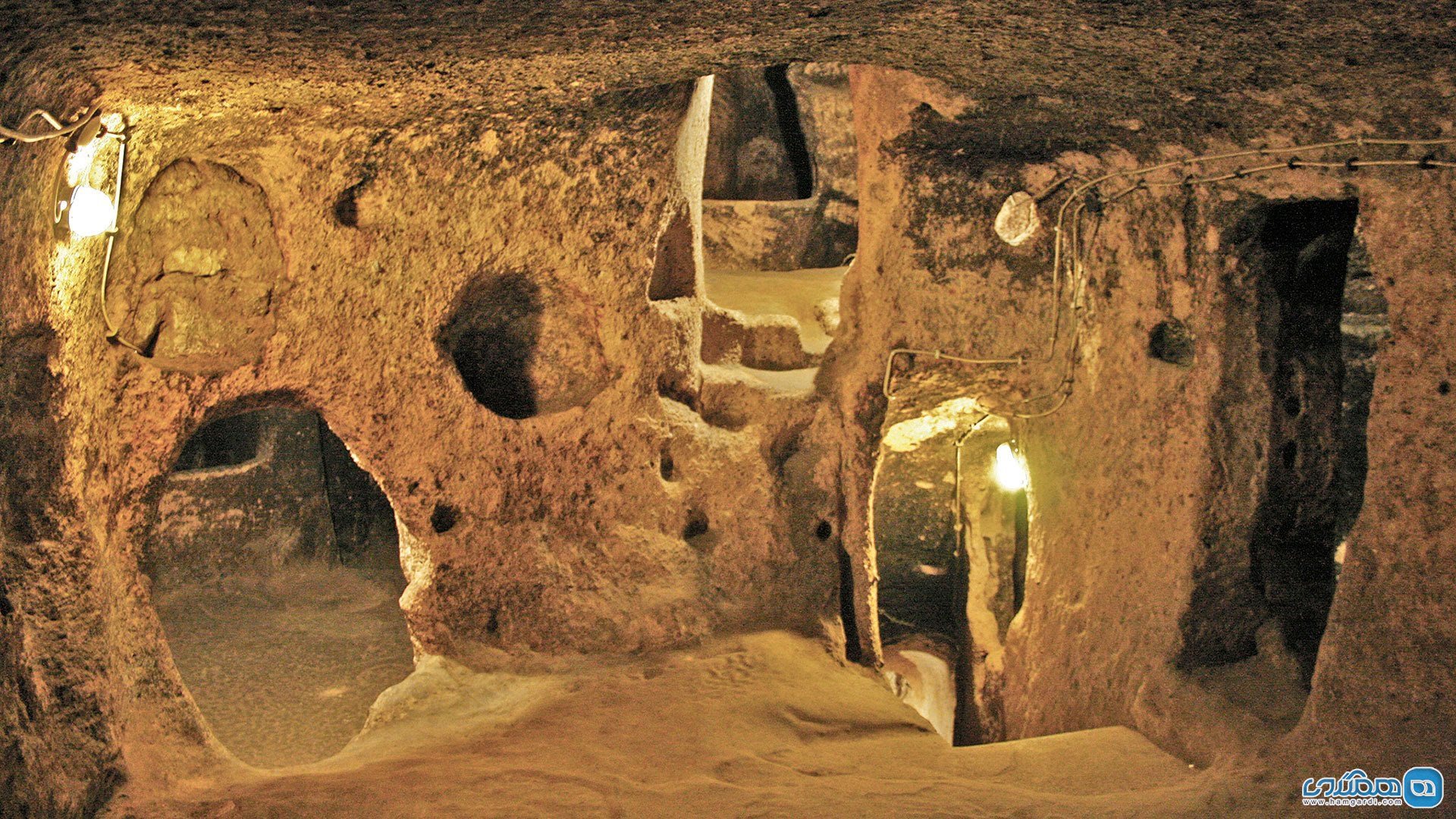 شهر زیرزمینی درینکویو (Derinkuyu Underground City)