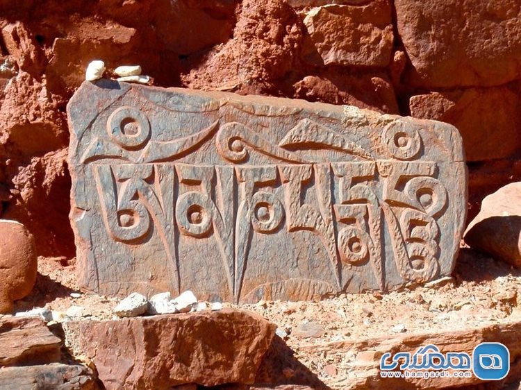 تبت و سنگ های مقدس بوداییان ( عکس)