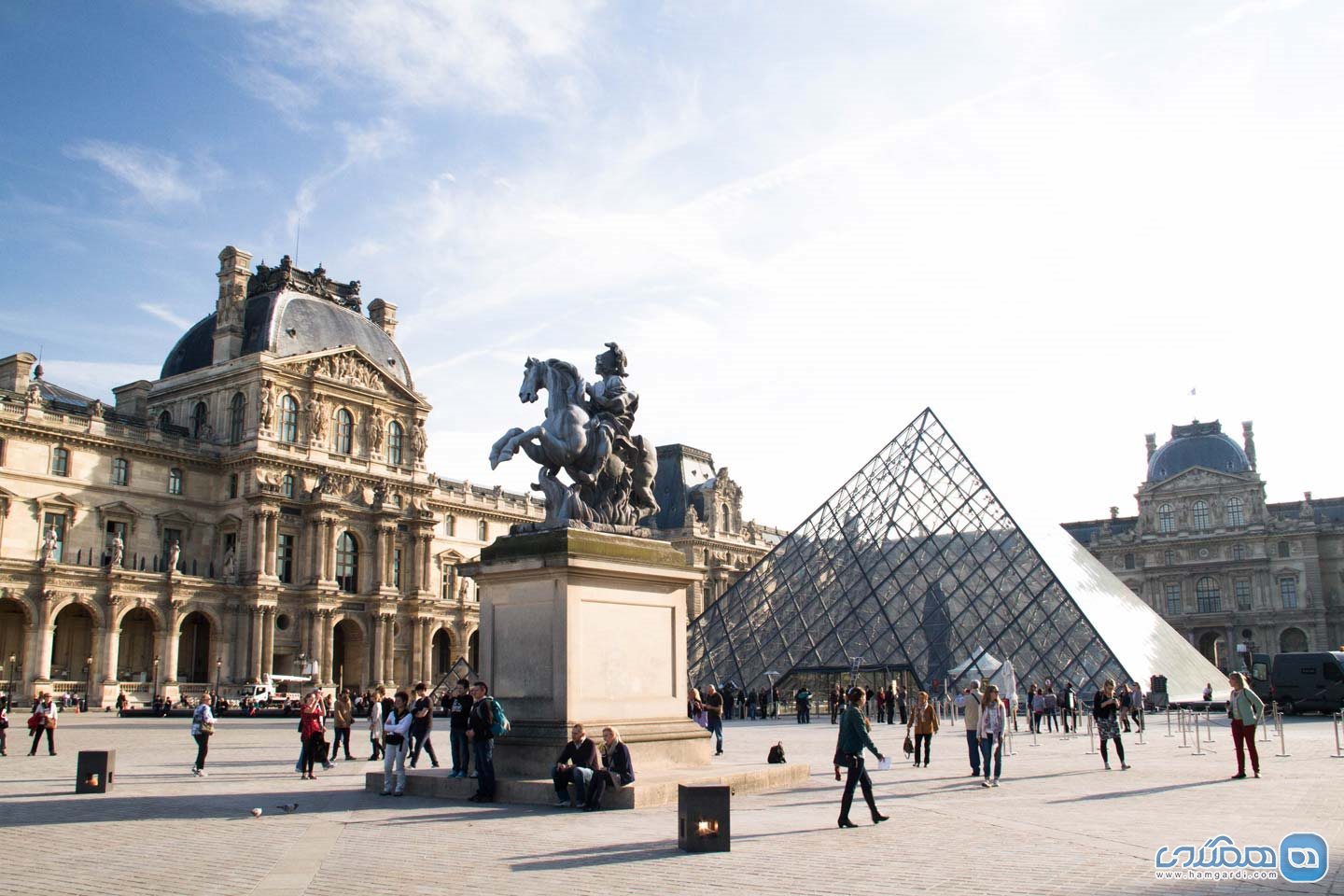 موزه لوور Louvre Museum