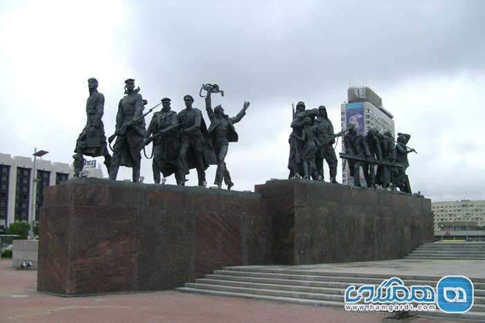 بنای یادبود مدافعان لنینگراد