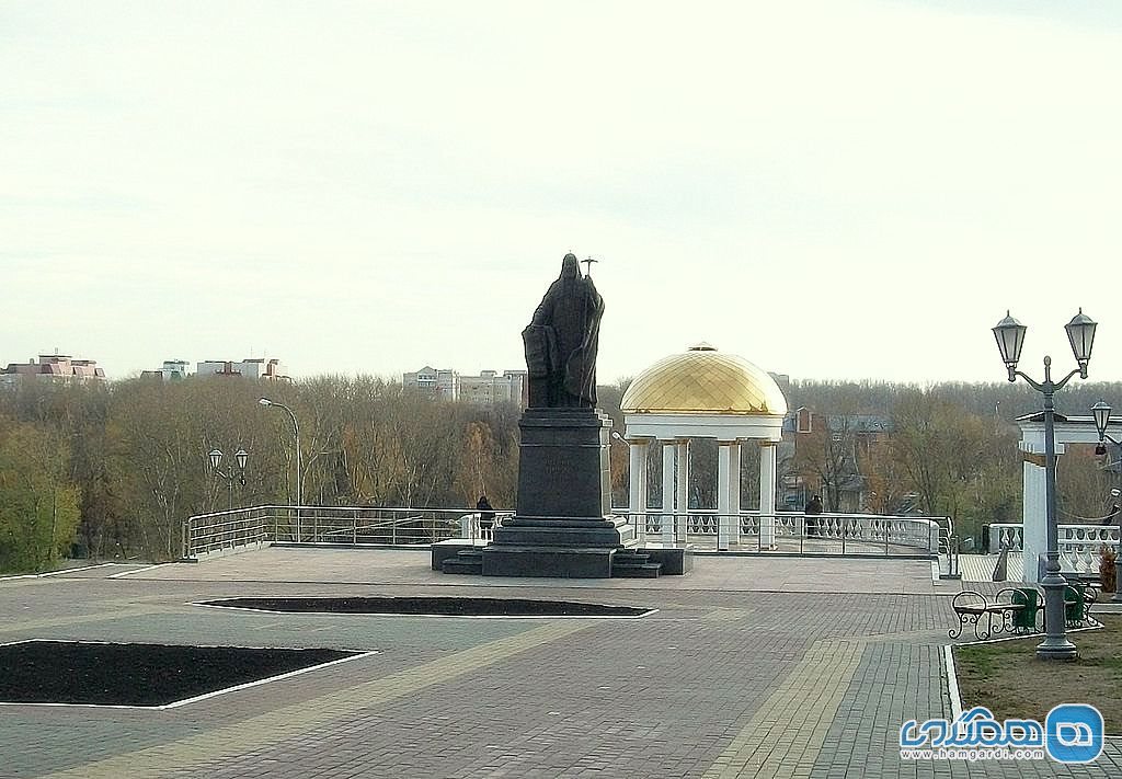 نیایشگاه الکساندر نوسکی Alexander Nevsky Chapel