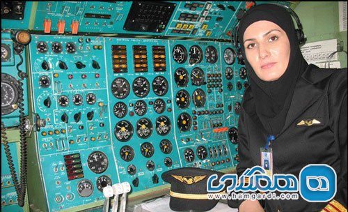 زن خلبان ایران