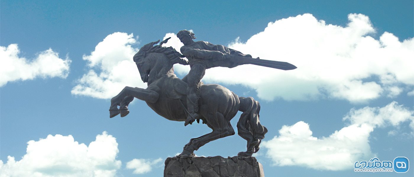 مجسمه قهرمان ملی ارمنستان | ساسونتسی داوید