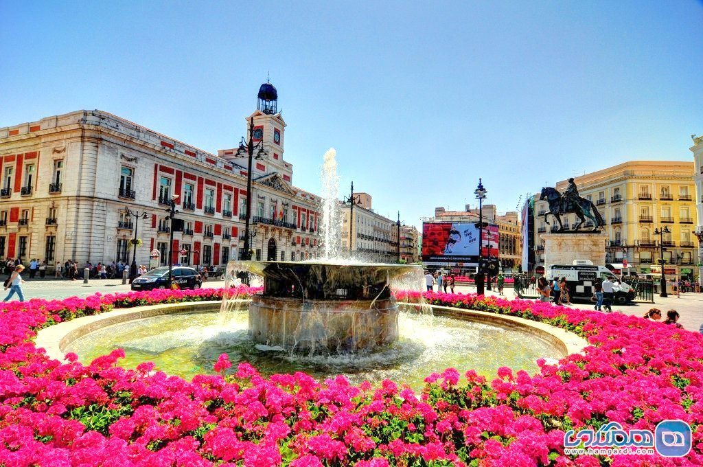 پوئرتا دل سل Puerta del Sol یا دروازه خورشید، قلب شهر مادرید