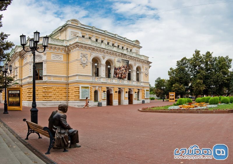 میدان Teatralnaya Ploshchad