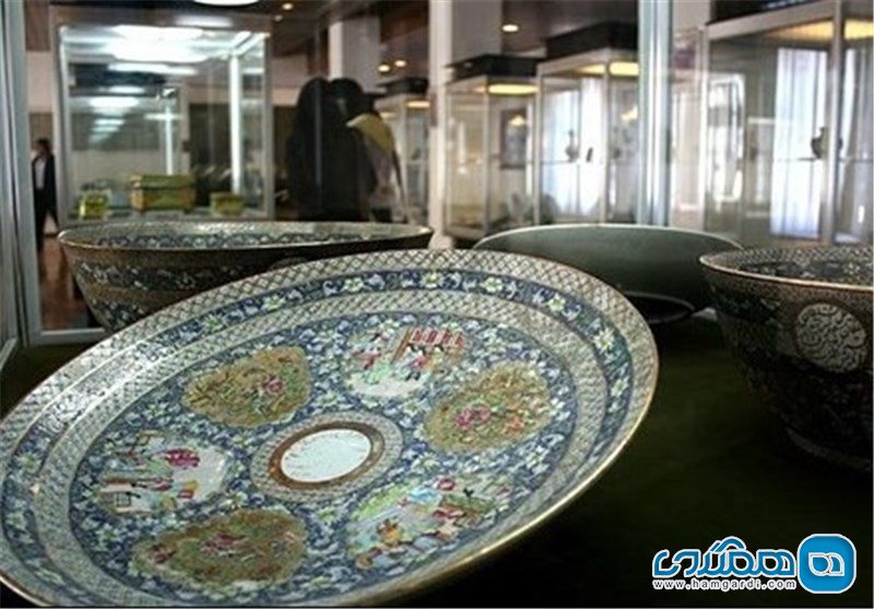بشقاب نقره ای با روکش طلا - موزه آذربایجان