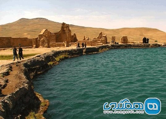 آشنایی با آتشکده در تخت سلیمان