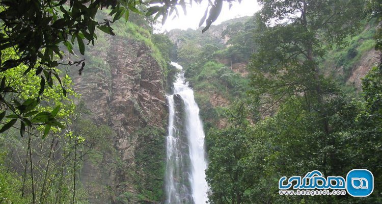 لذت بردن از آبشارهای پر خروش غنا