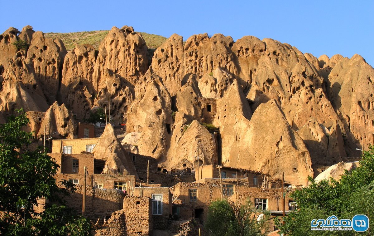 روستاهای صخره ای