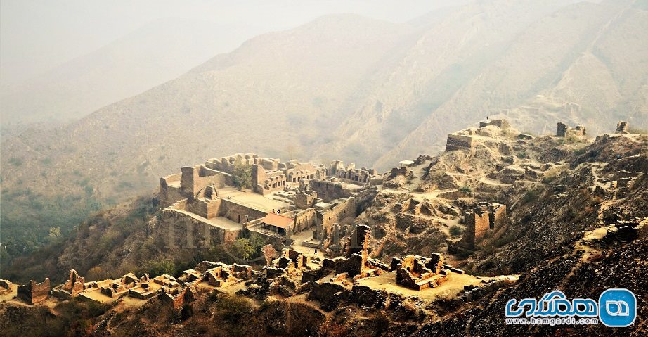 تخت بای Takht-i-Bahi در پاکستان