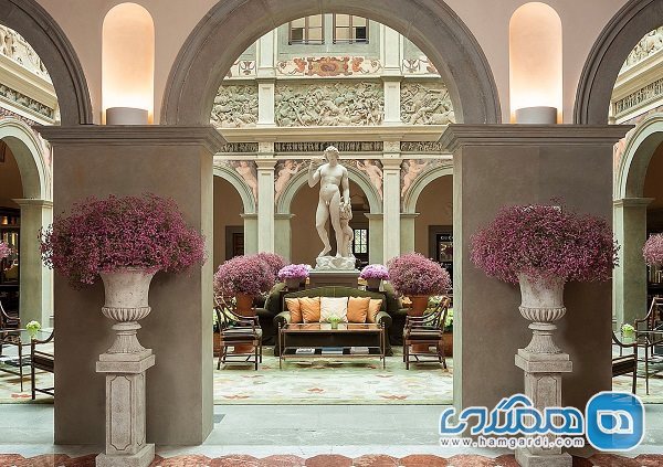 نمای داخلی از هتل Four Seasons Hotel Firenze در فلورانس ایتالیا