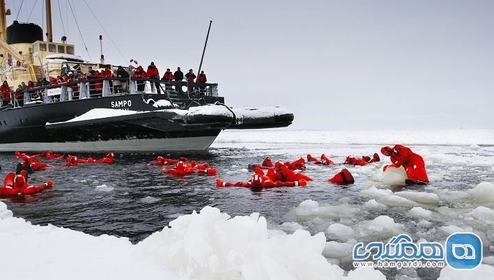 به سفر دریایی با یک کشتی یخ شکن بروید