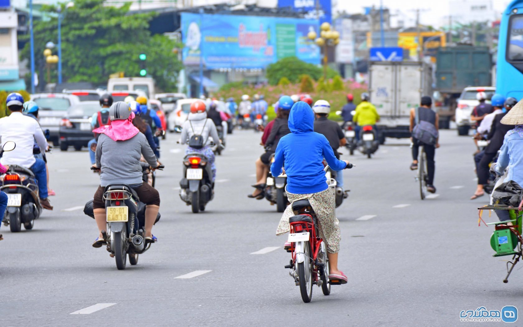 موتورسواری در شهر هوشی مین، ویتنام