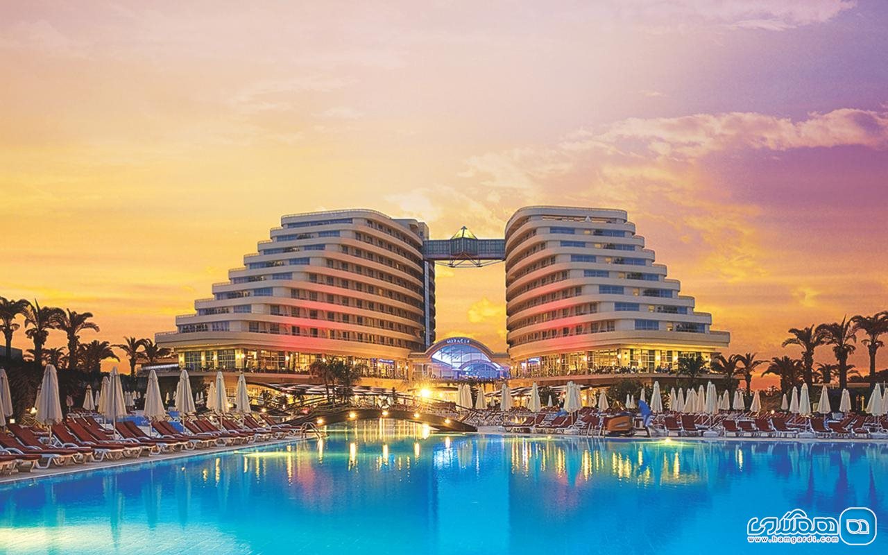 هتل میراکل Miracle Resort Hotel