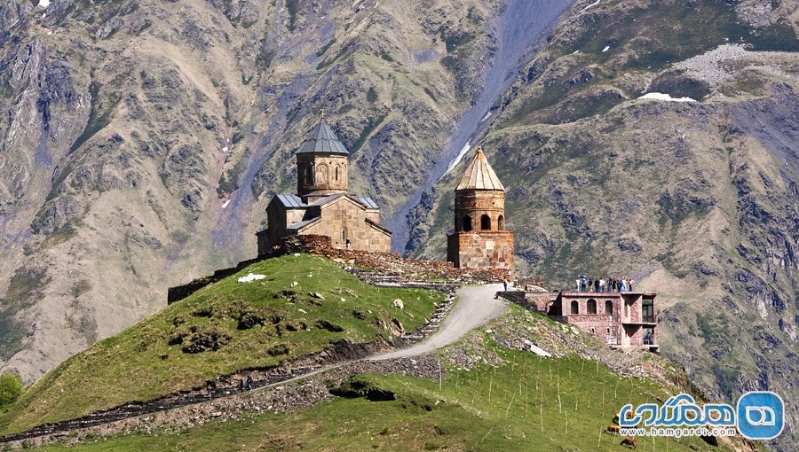 جاذبه های گردشگری گرجستان | کلیسای gergeti trinity