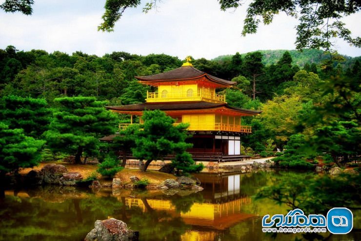 معبد غرفه طلایی در ژاپن